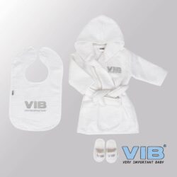 Giftset Luxe Katoen - VIB slabbetje, badjas en slippers (Wit) Giftset Luxe Katoen - VIB slabbetje, badjas en slippers (Wit)
