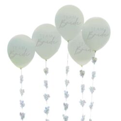Team Bride ballonnen met bloemenlint