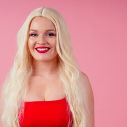 Blonde pruik